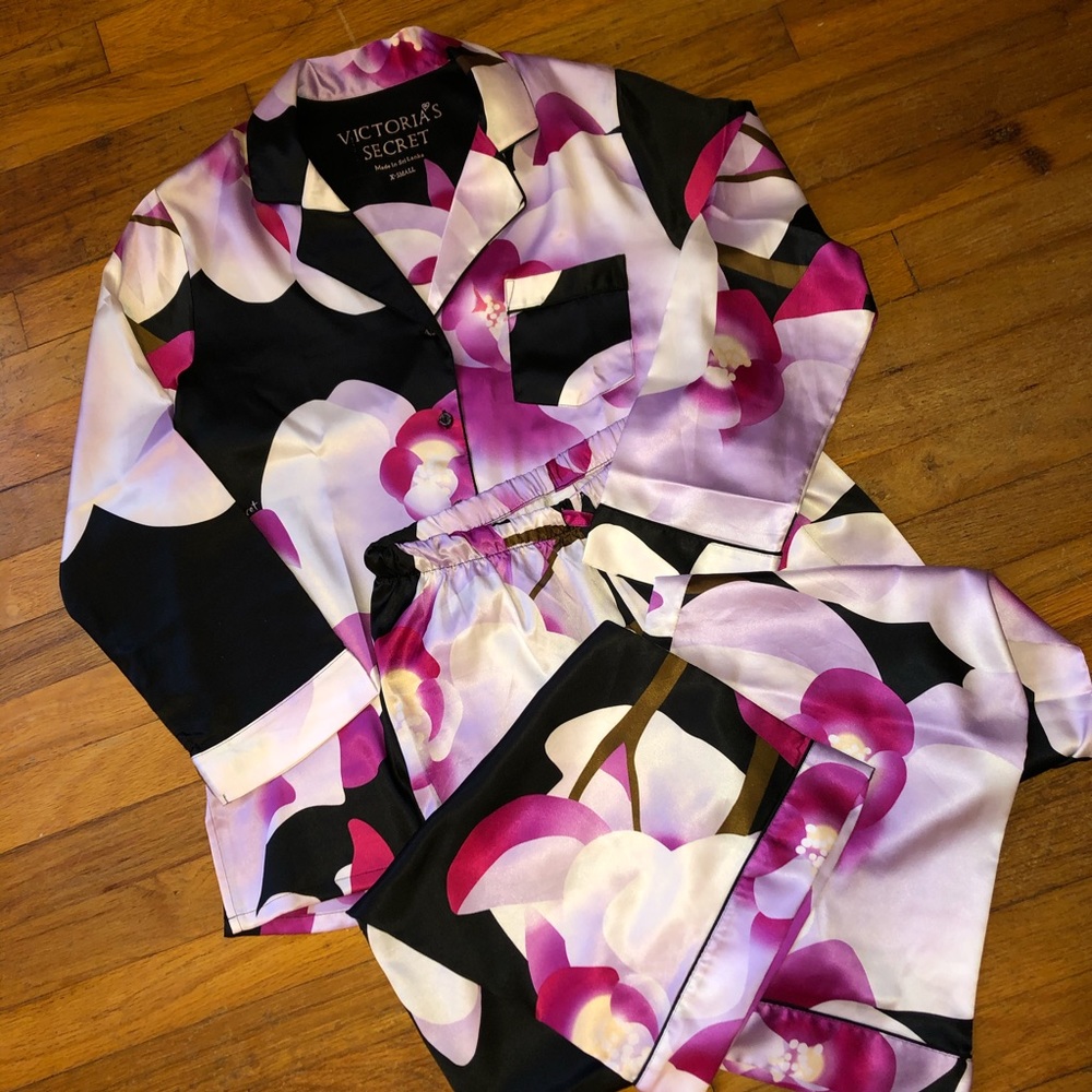 brand new VS silky PJs